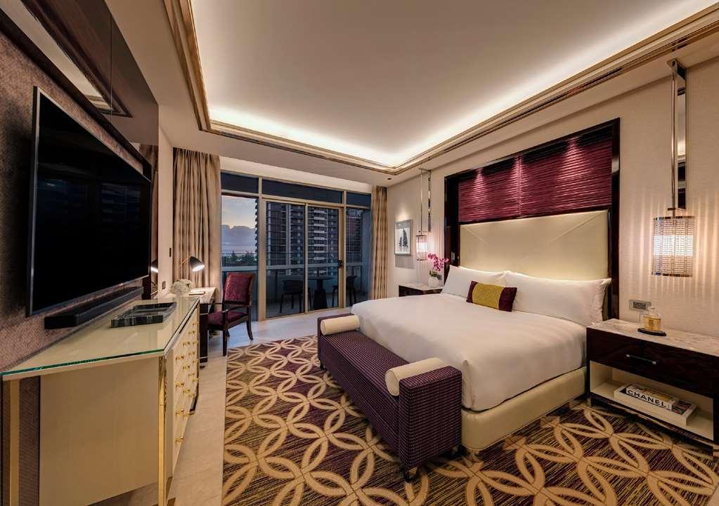 The Darling At The Star Gold Coast Hotel Interior photo